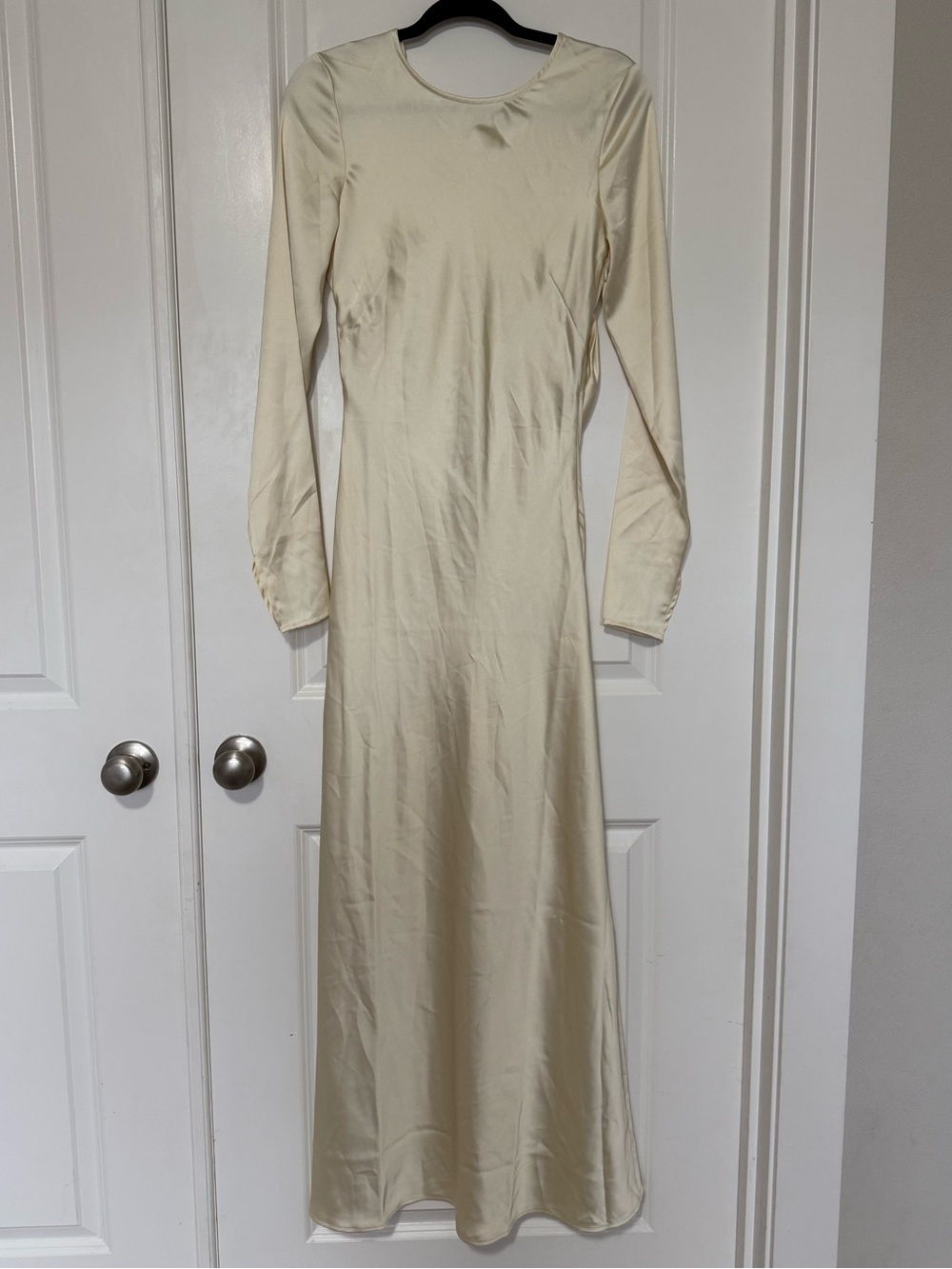 WeWoreWhat Cream Long-Sleeve Satin Maxi Dress